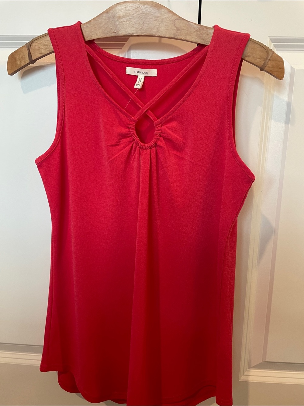 Maurices Coral Sleeveless Tank with Keyhole Detail NWT